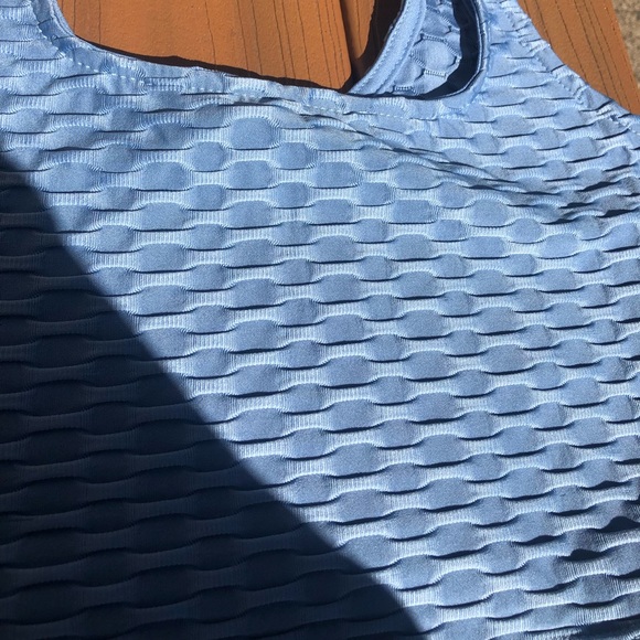 Sports Bra - Picture 4 of 4